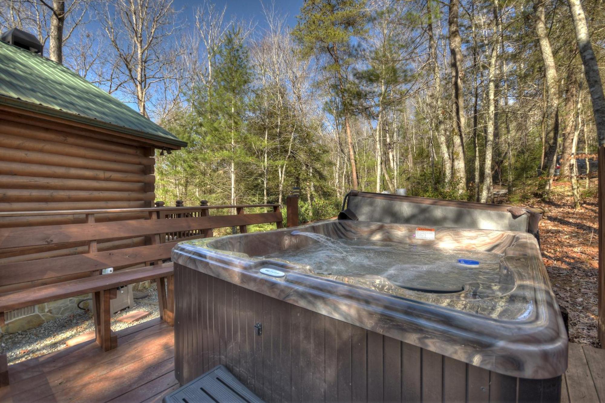 Knotty Pines Pet-Friendly Gas Fireplace Plus A Firepit Cherry Log Εξωτερικό φωτογραφία