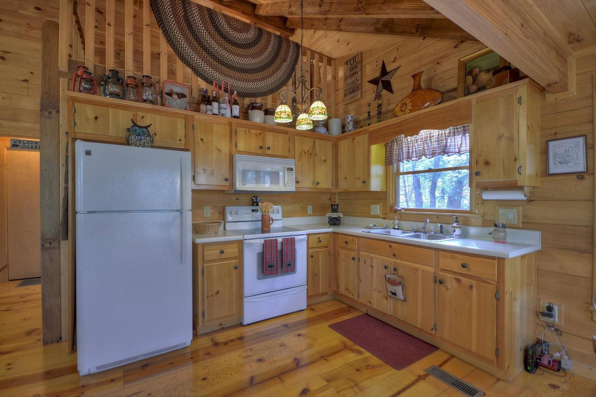 Knotty Pines Pet-Friendly Gas Fireplace Plus A Firepit Cherry Log Εξωτερικό φωτογραφία